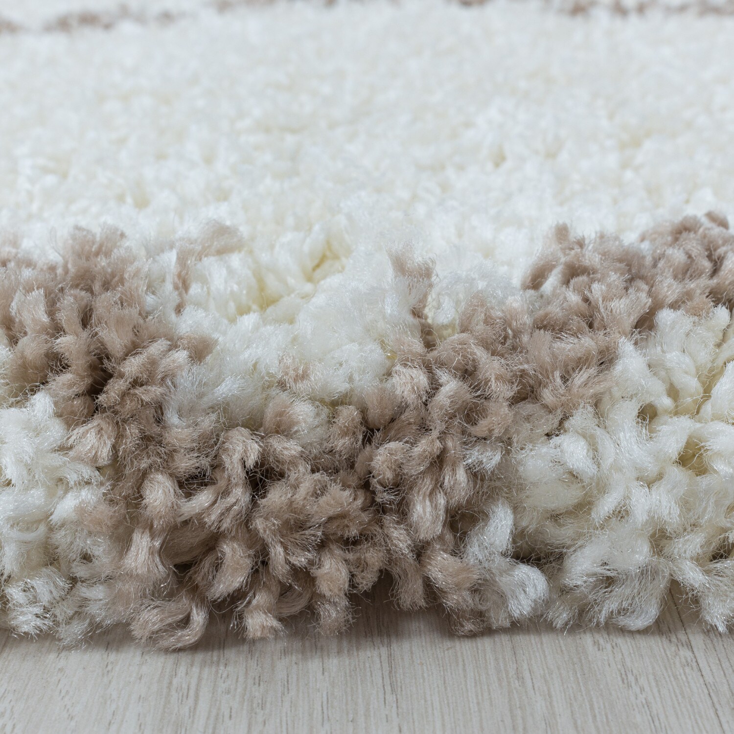 Moderner Hochflor Teppich, Skandinavischer Stil mit Rautenmuster, Shaggy Teppich