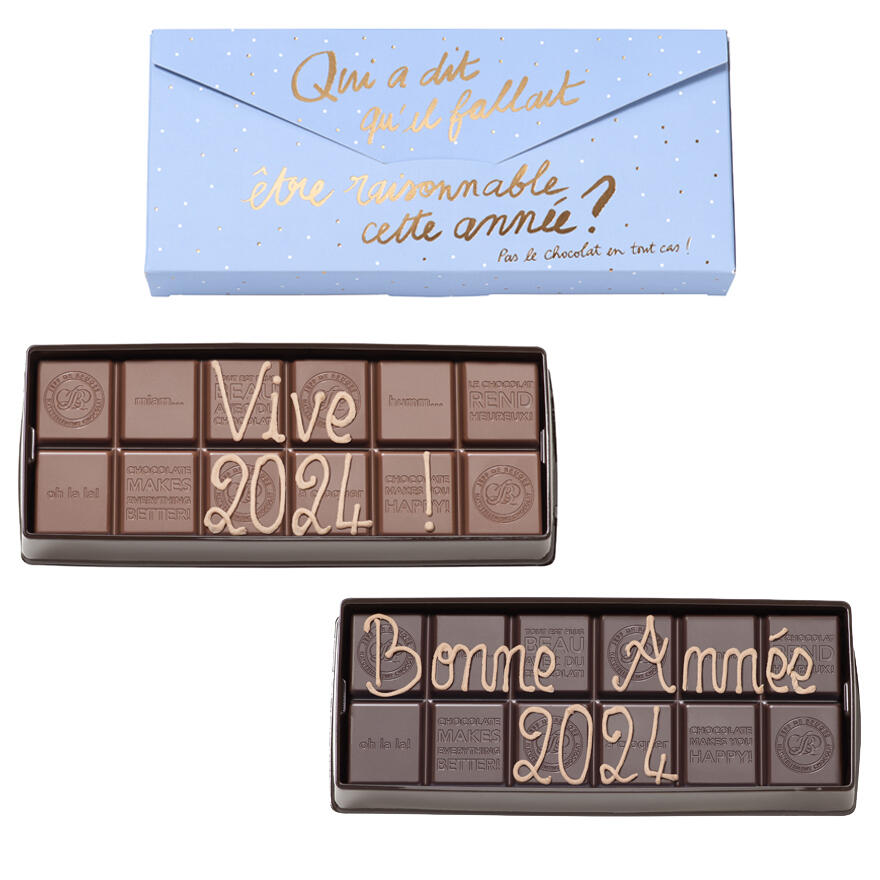 Enveloppe nouvel an parme avec de tablette chocolat au lait ou noir