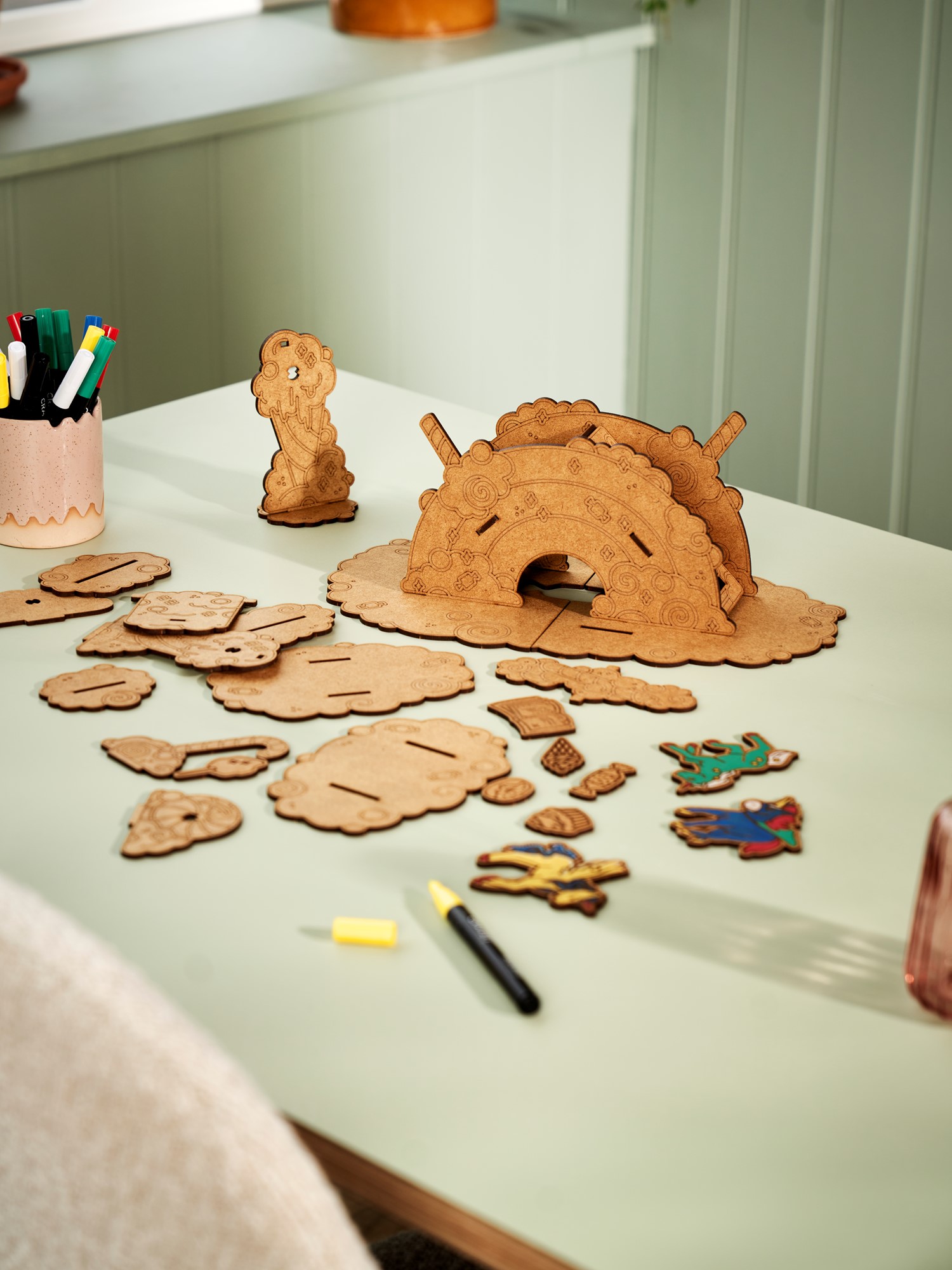 DIY-kit Candy Land | HDF. | Brown | Crateit