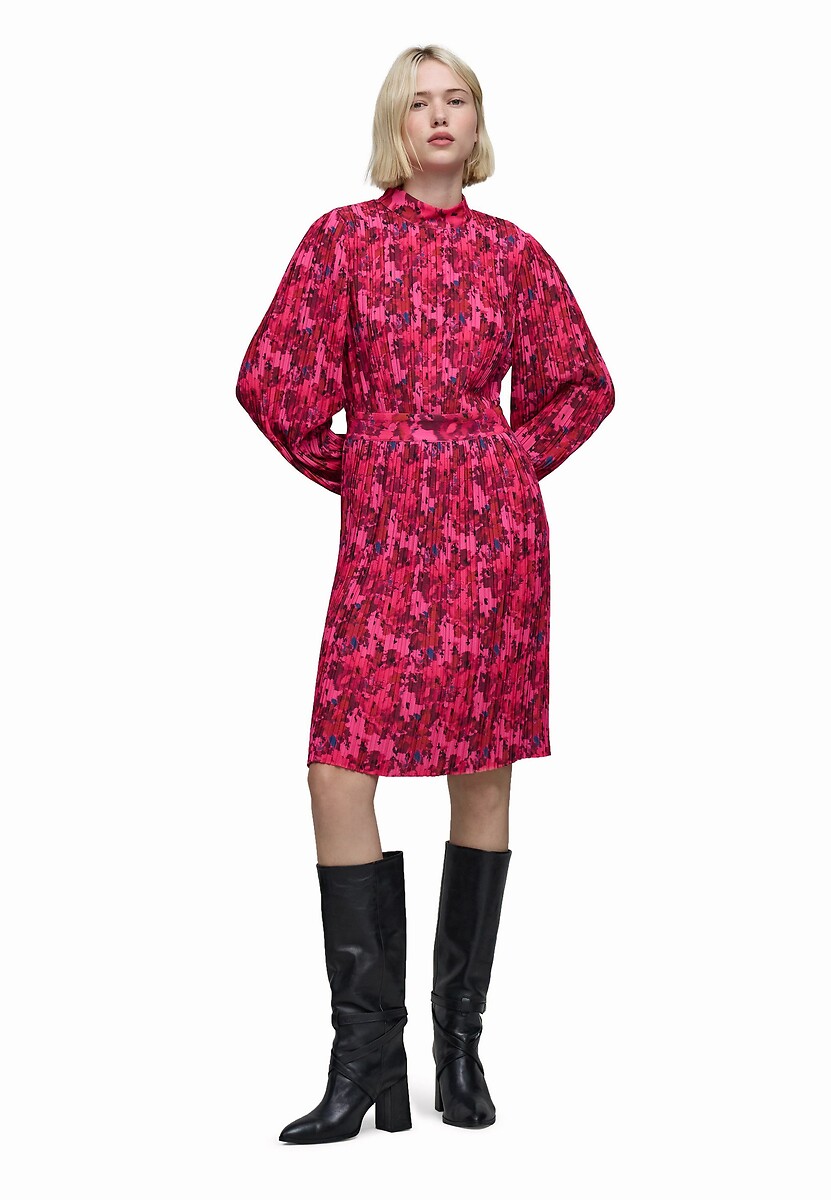 IKKS<br>Vestido midi plissado estampado com mangas compridas