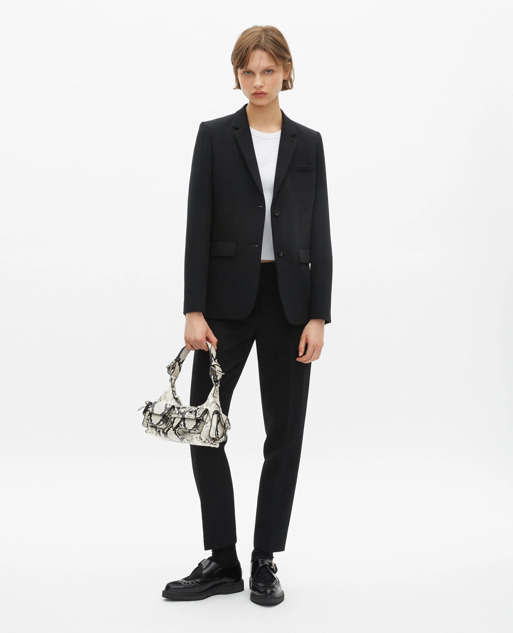 Veste tailleur en crêpe noire coupe structurée
