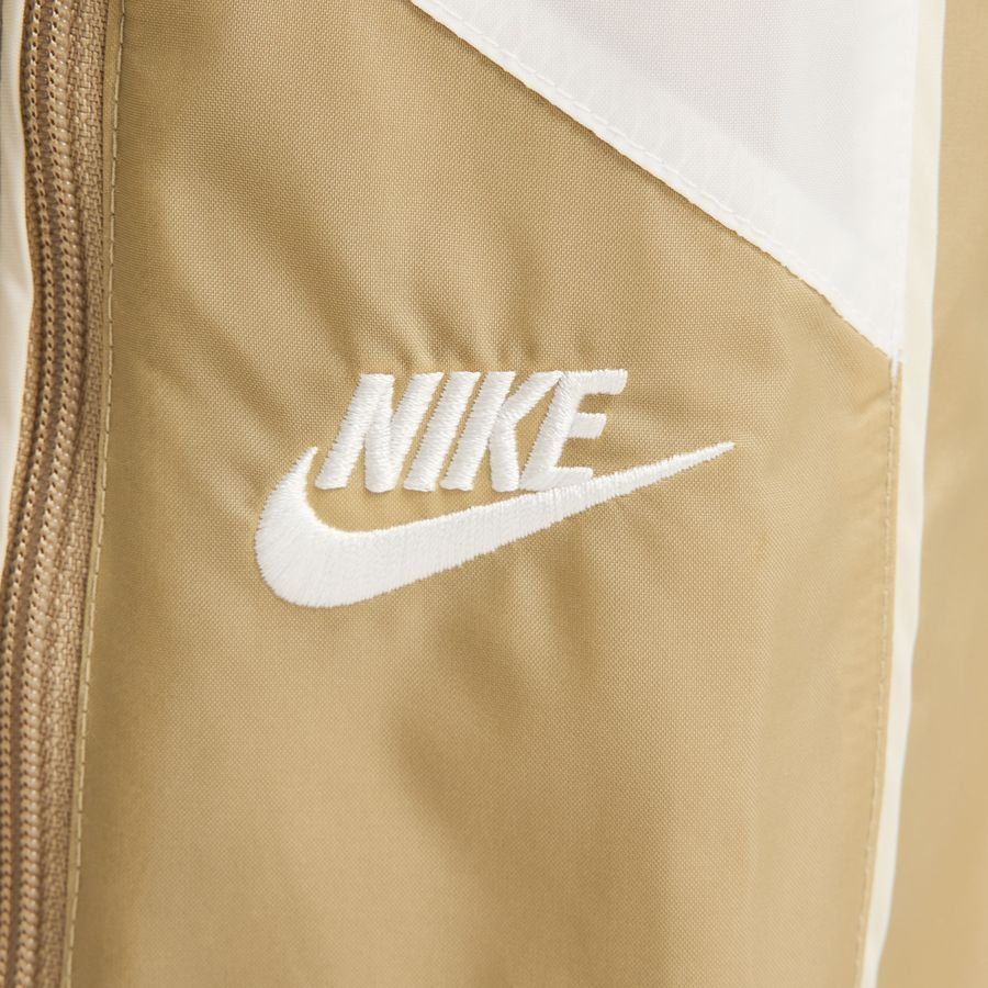 Nike Club