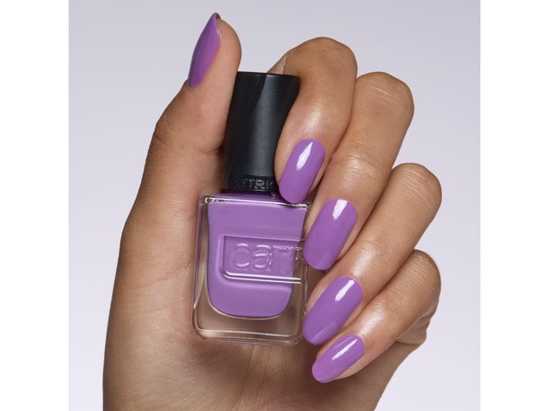 Catrice Nagellack Gel Affair 024 Grape Minds Think Alike Langanhaltender Gel-Nagellack in einem leuchtenden, kühlen Violett-Ton