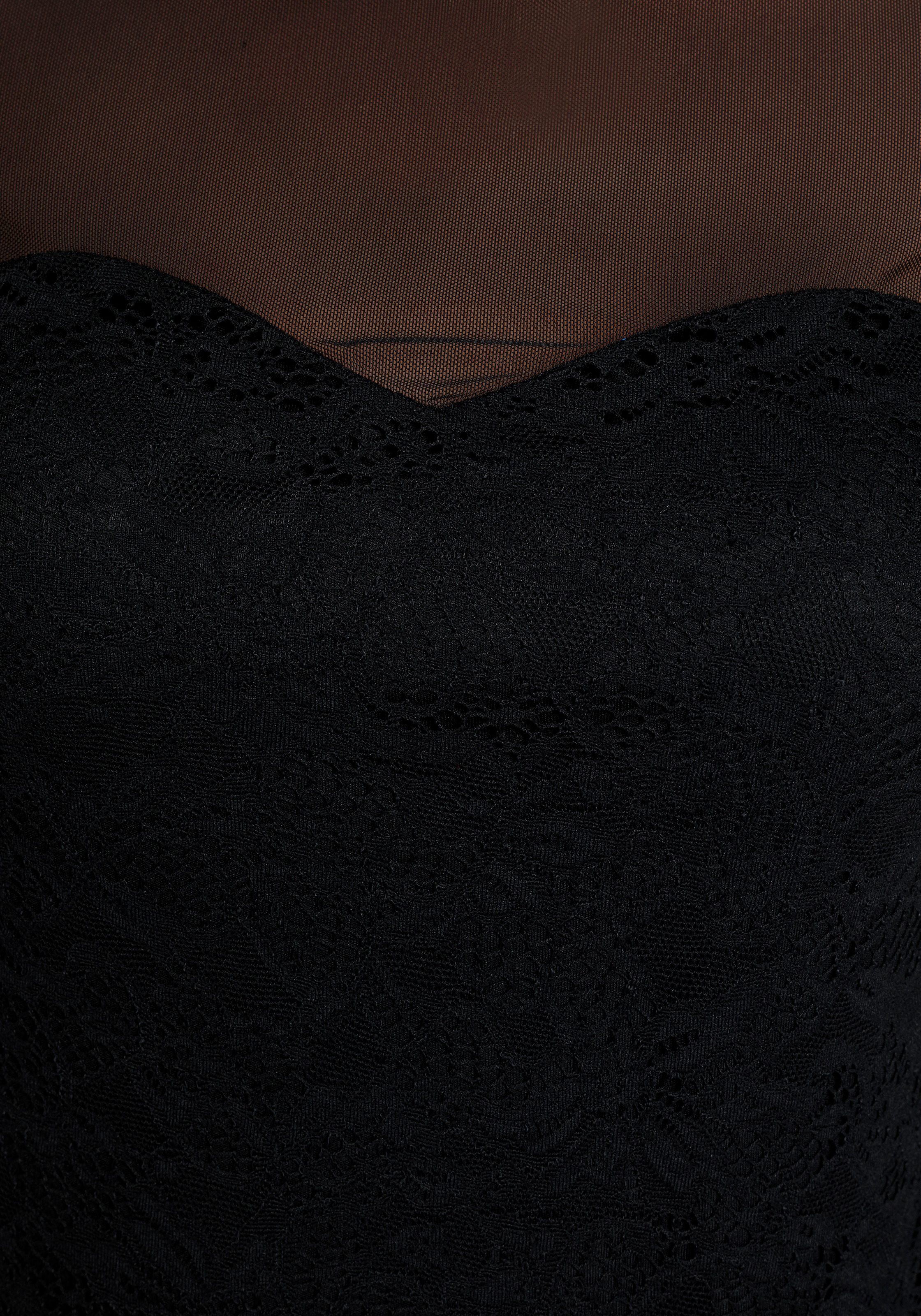 Melrose Langarmshirt taillierte Passform,  aus Netzstoff,  mit Viskosefutter,  mit Spitze