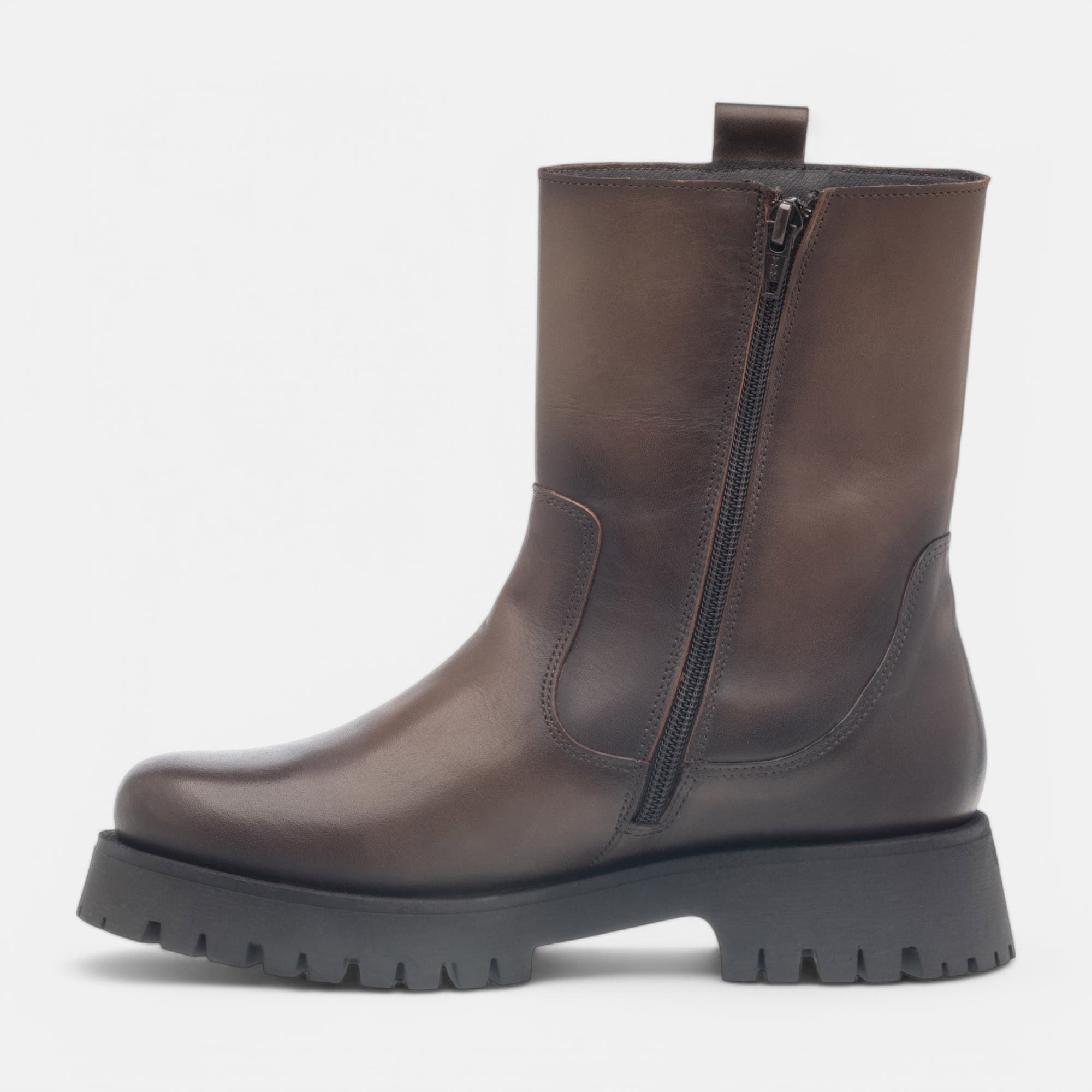 Boots Femme en cuir taupe