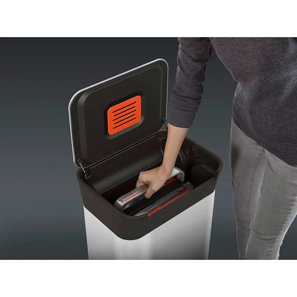 Compacteur à déchets Titan 30 L Joseph Joseph
