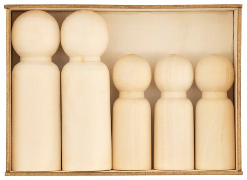 poupées en bois