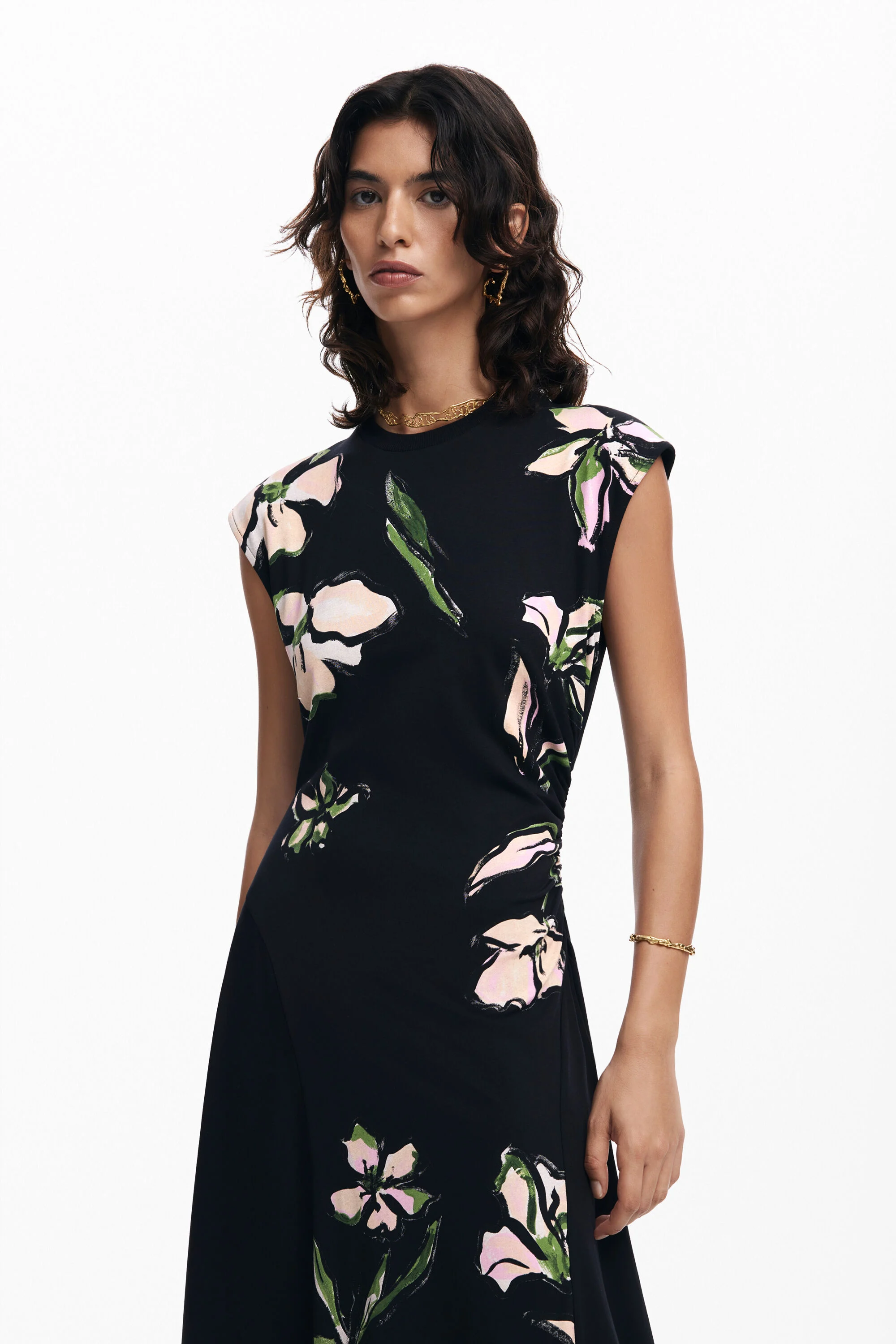 Vestido floral assimétrico