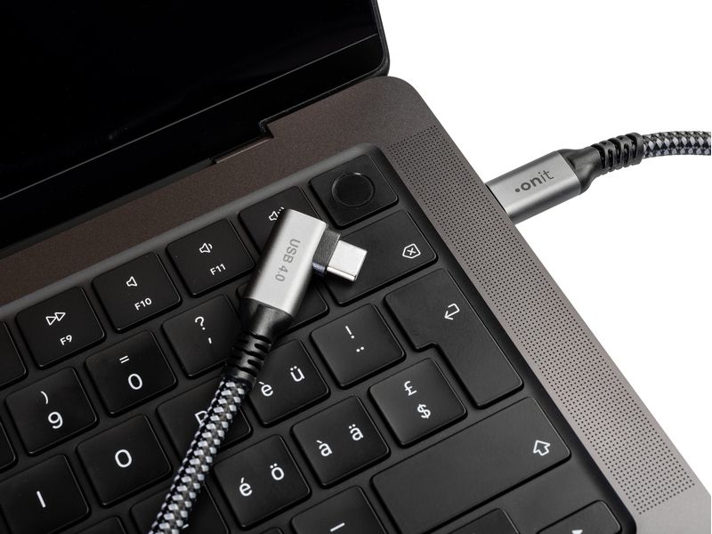 onit USB4-Kabel Pro USB C - USB C 3 m, Abgewinkelt Verbindungskabel mit rechtwinkligem Stecker an einem Ende