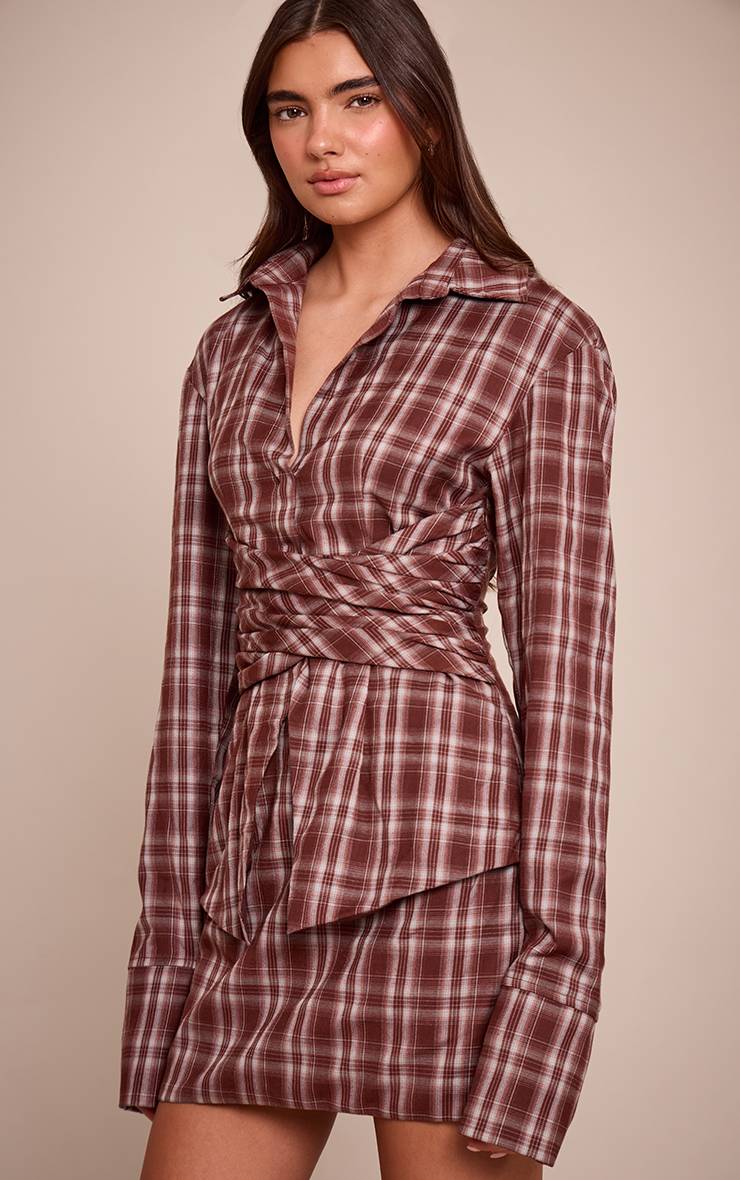 Marron Robe Chemise À Manches Longues À Rayures Tennis Avec Détail Cache-cœur