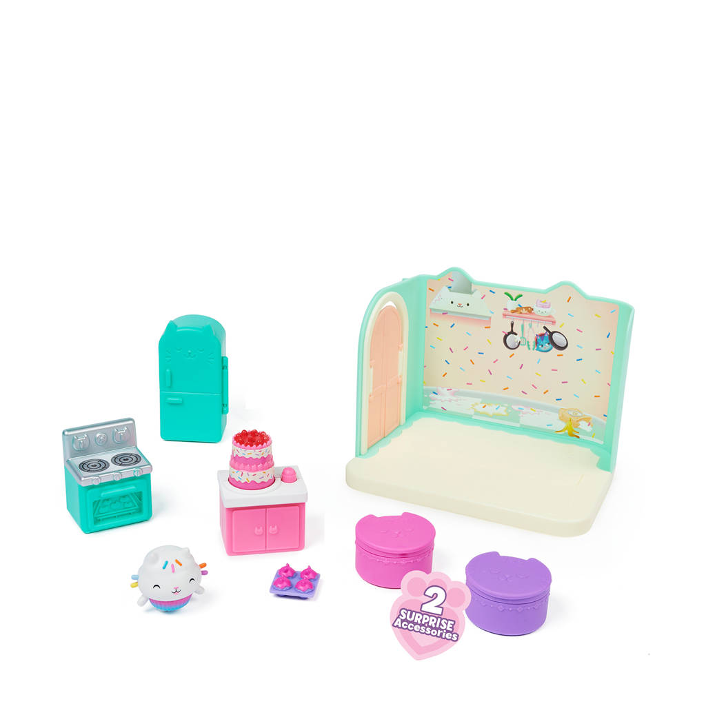 Deluxe Room - Cakey's Kitchen