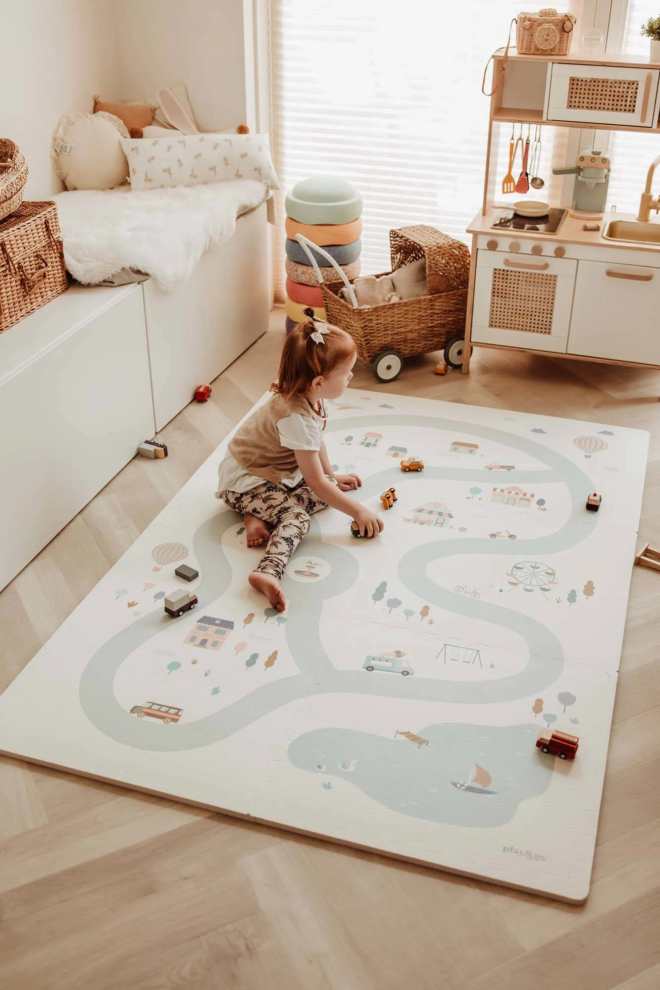 Play&Go EEVAA 2-in-1 omkeerbare puzzel speelmat en opbergdoos Village/Terrazzo (120x180cm - 6 tegels)