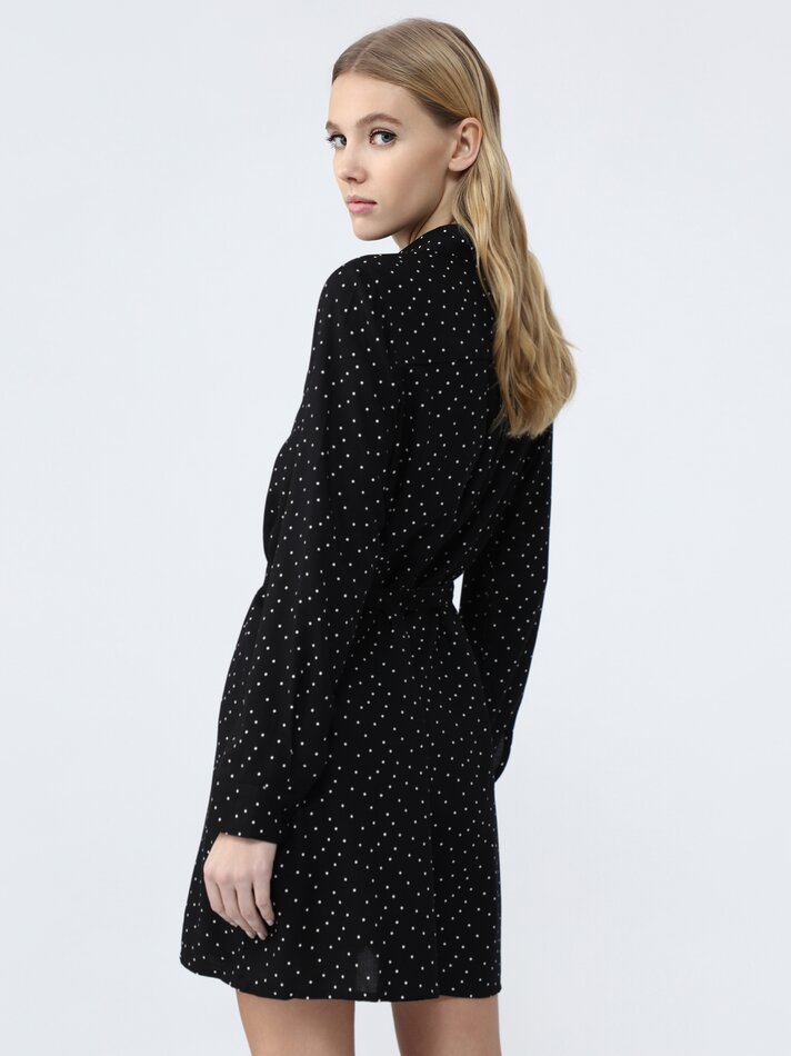 Vestido camisa com gravata - Preto