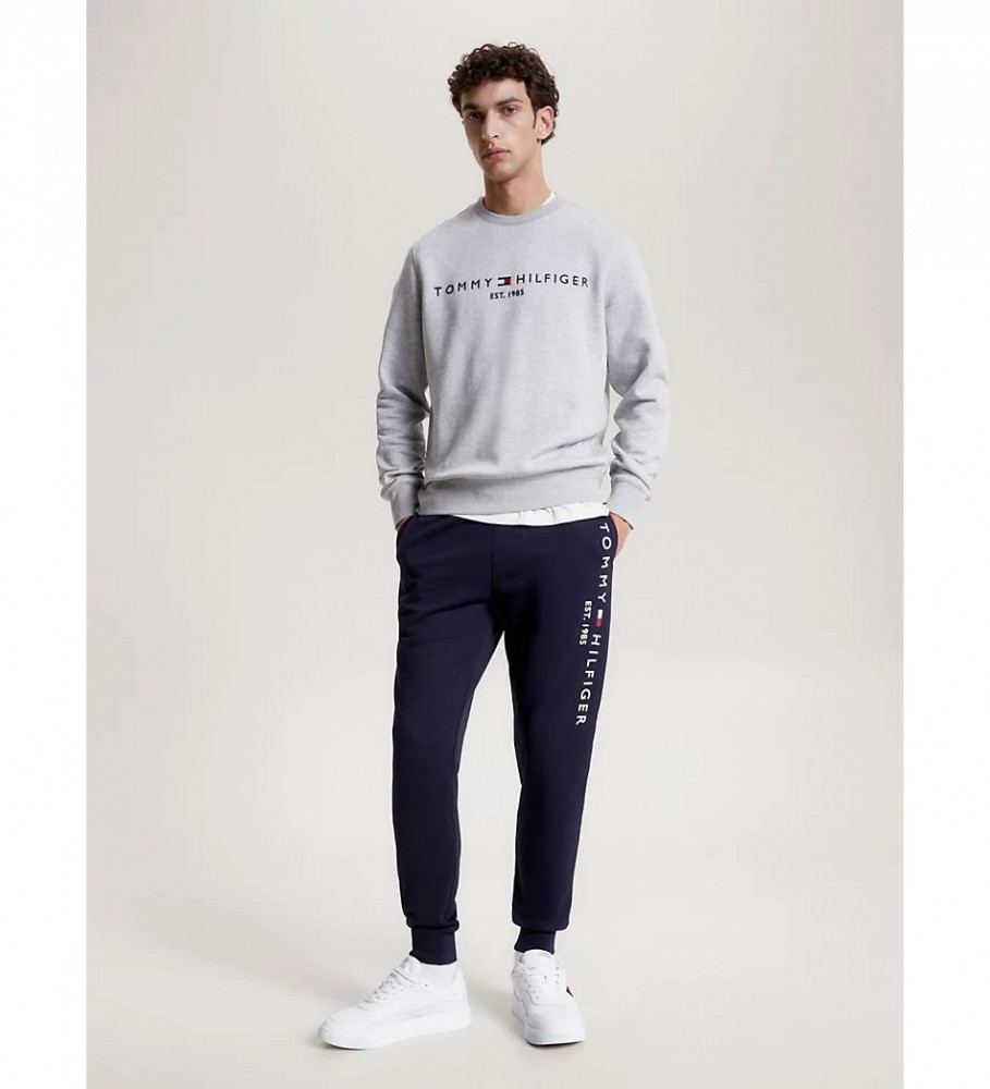 Moletom Tommy Hilfiger com gola redonda e logo, cinza