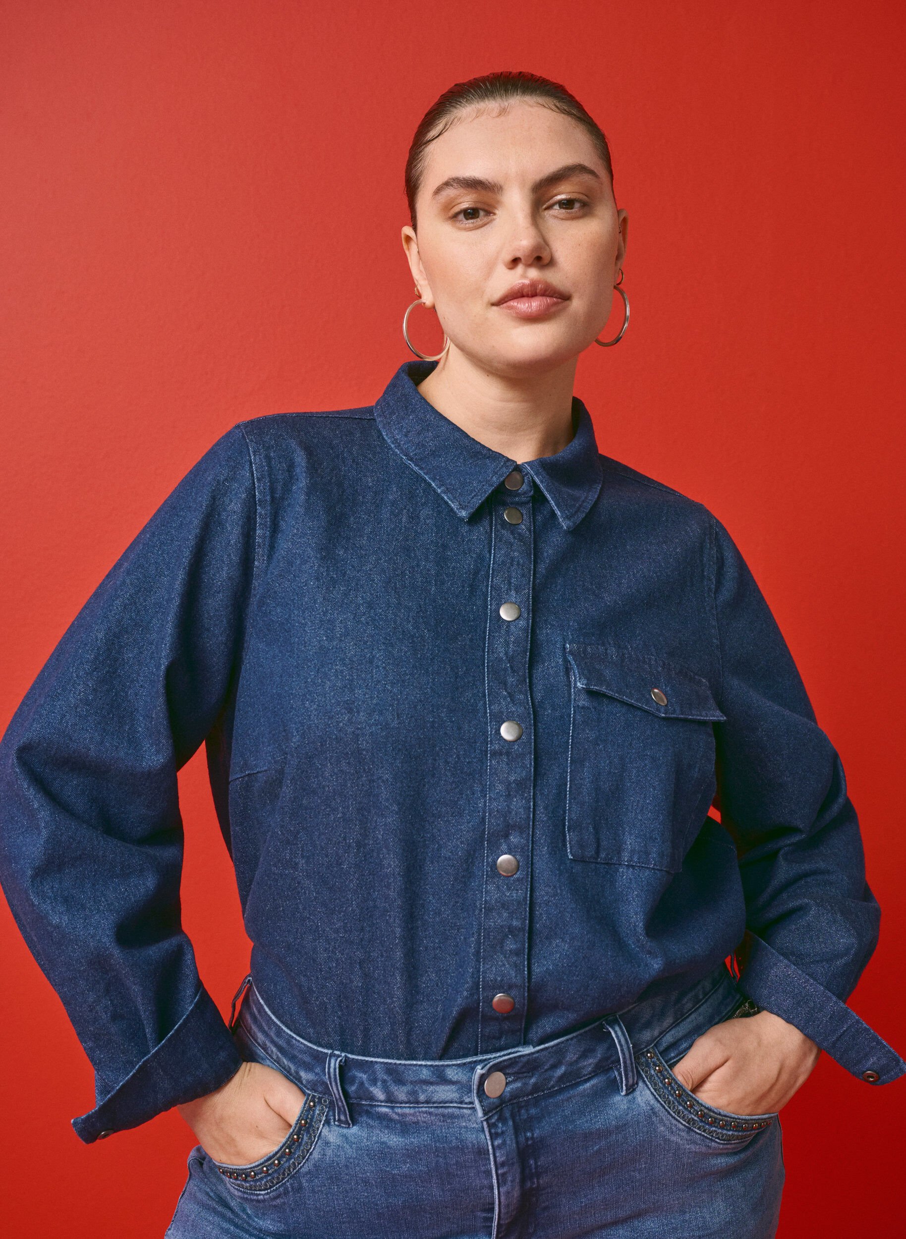 Denimjakke med brystlomme