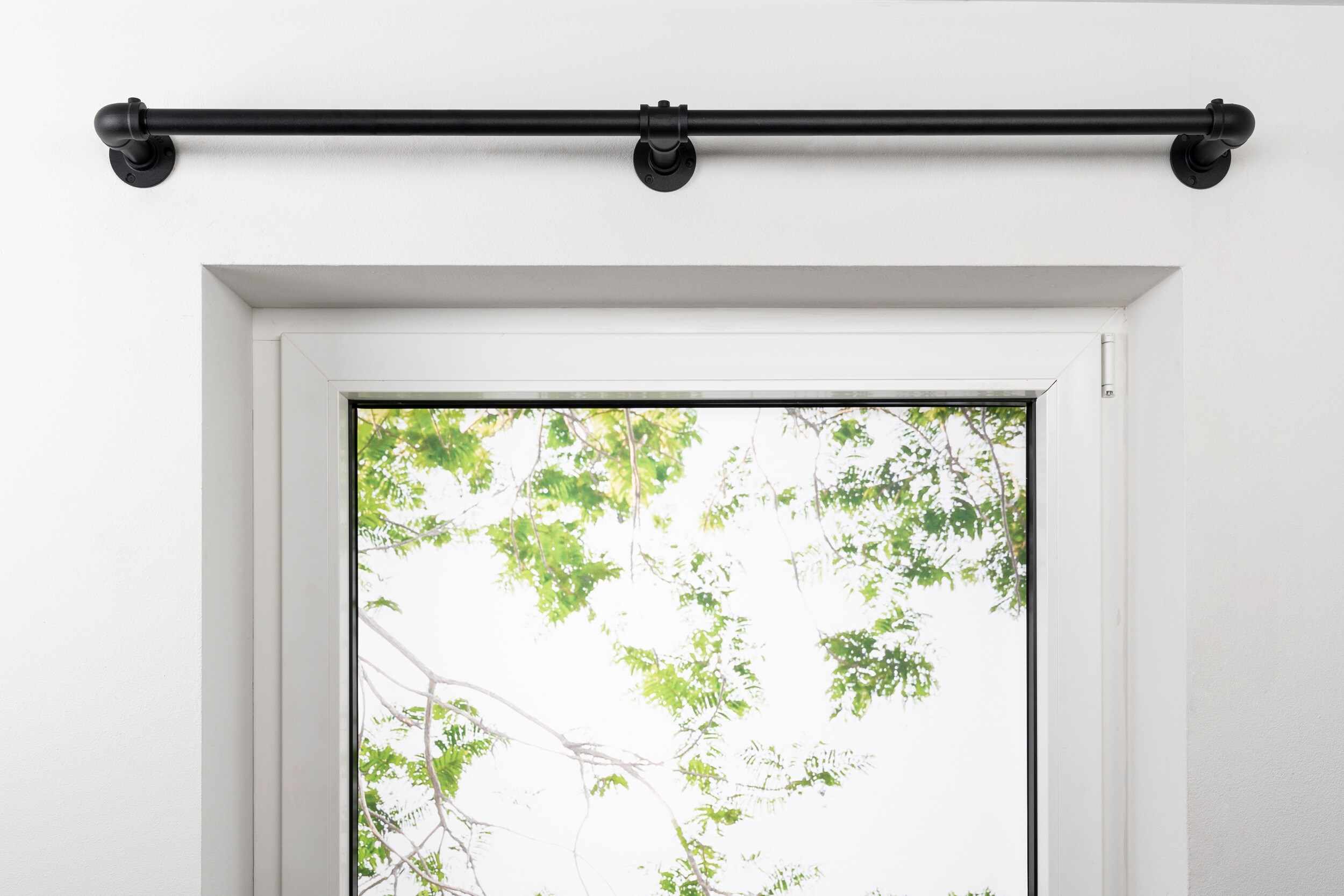 Ondeco Gardinenstange Industrie ausziehbar für Verdunkelungsvorhänge22/25mm Farbe: Schwarz, Größe: 120-210 cm