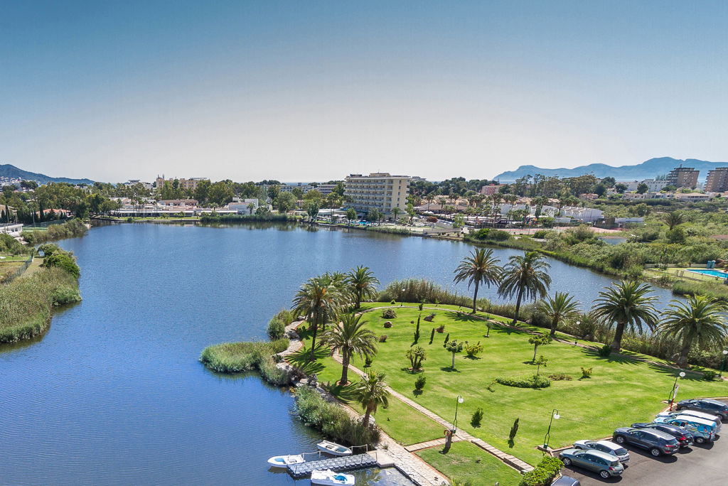 Eix Lagotel Holiday Resort Logies en ontbijt - Aparthotel