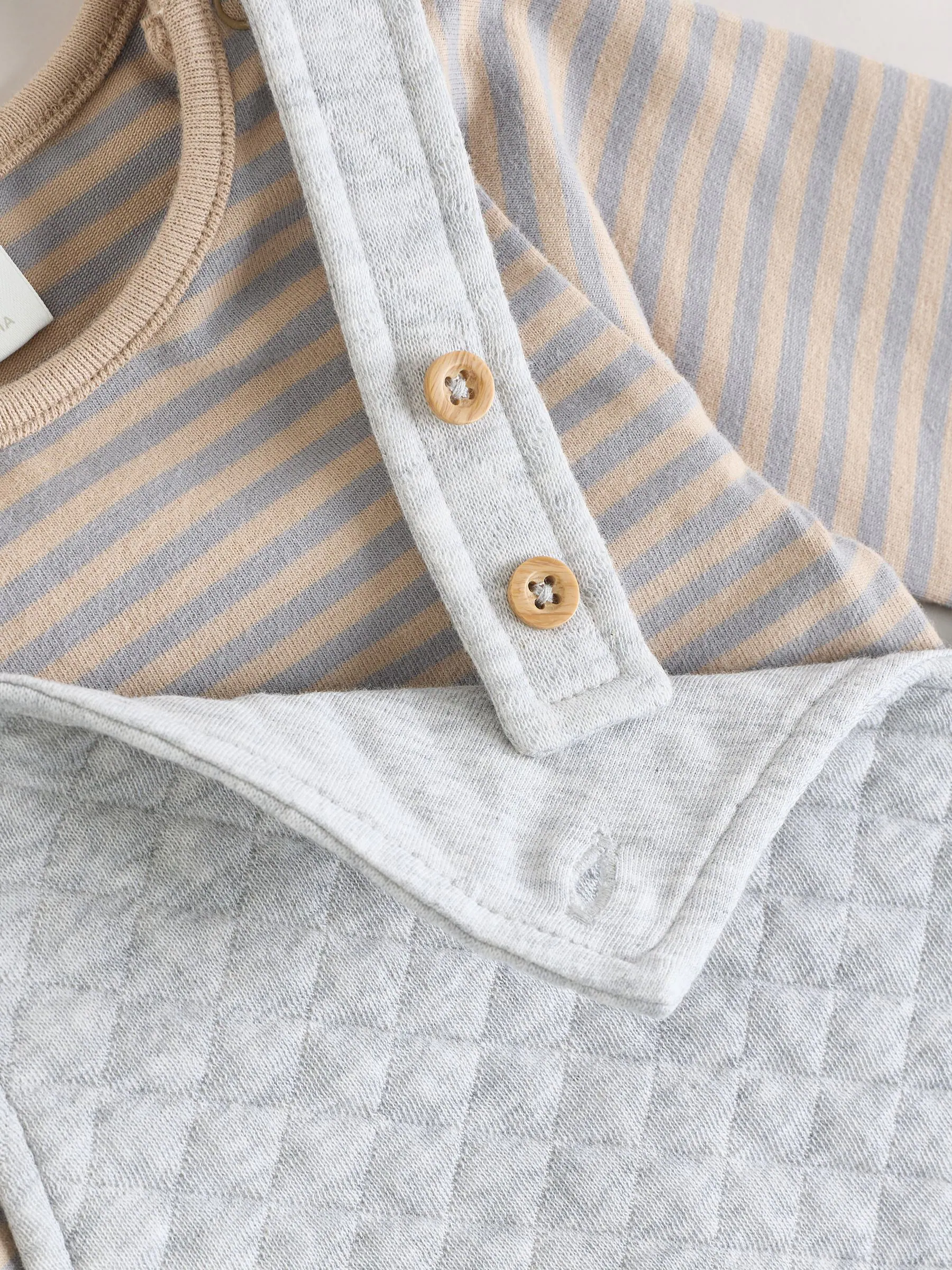 Grijs - Set van gewatteerde jersey tuinbroek en rompertje voor baby's (0mnd-2jr)