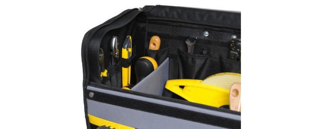 Werkzeugkiste mit RollenWerkzeugkoffer mit Rollen