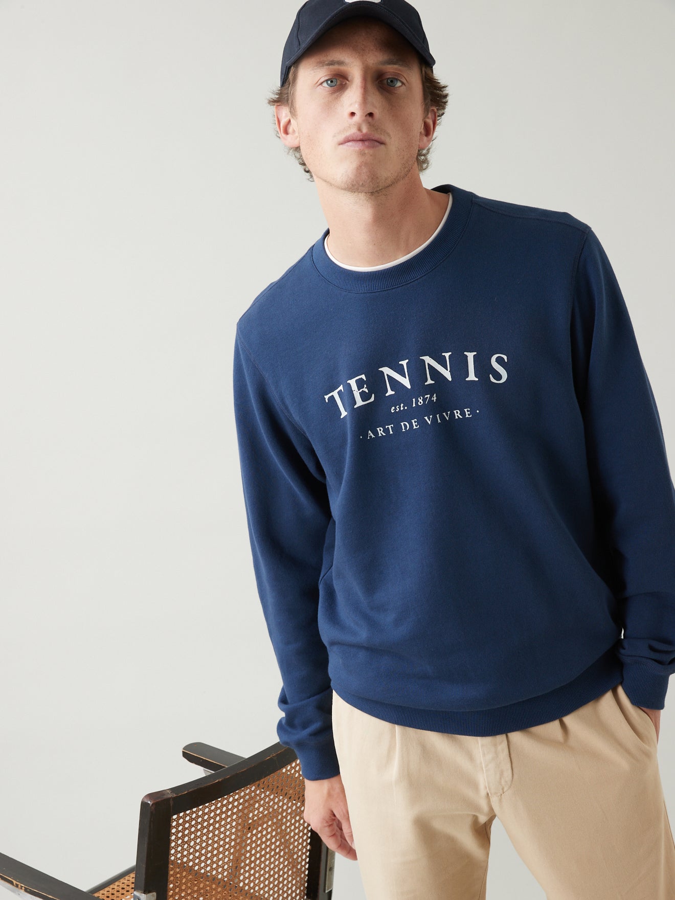 Sweat uni motif placé homme