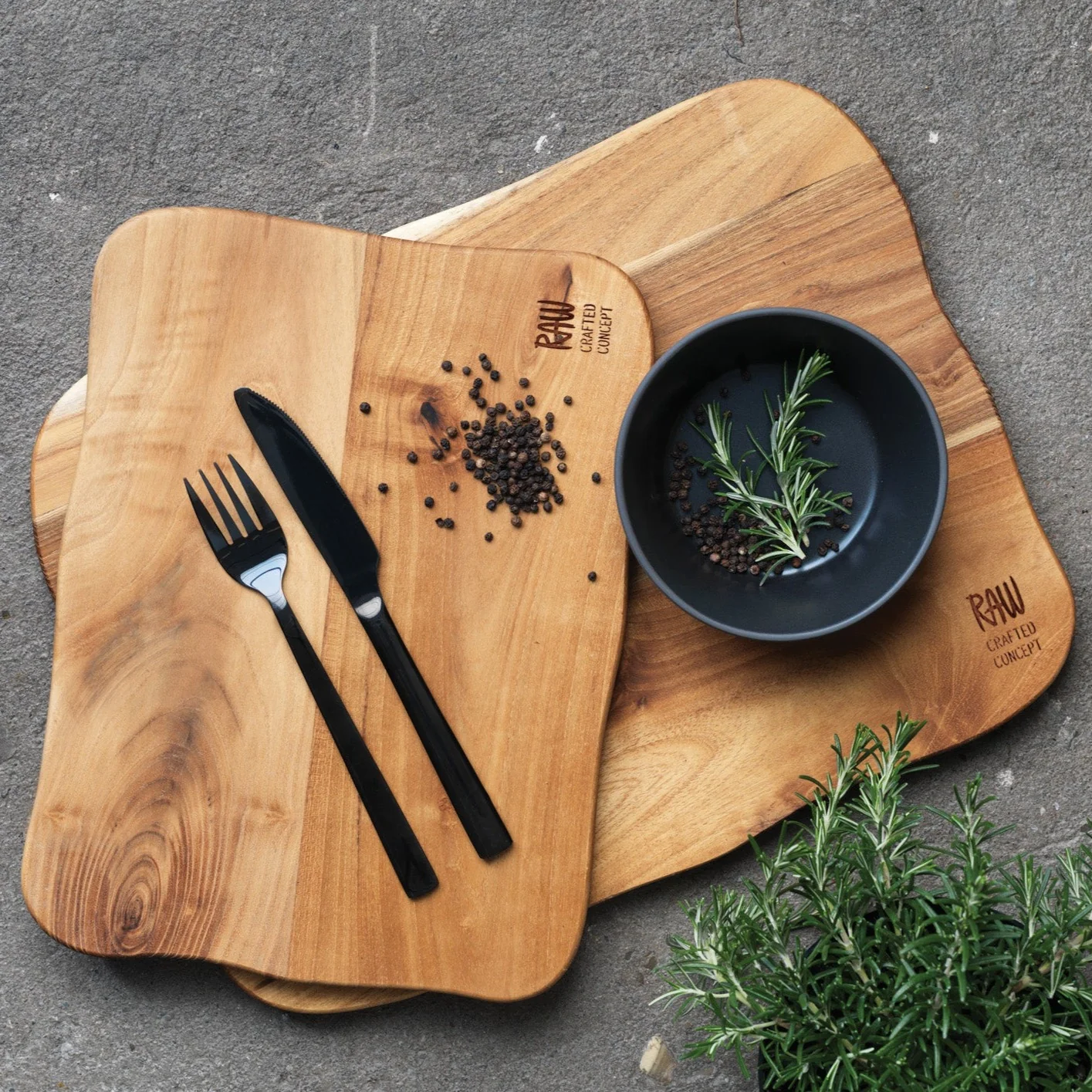RAW  Teak skærebræt, natur - 40x30 cm.