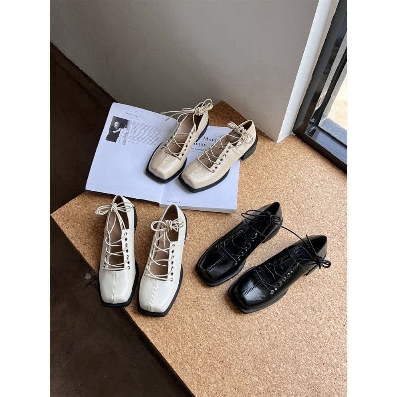 Karlao - Veterschoenen met vierkante neus