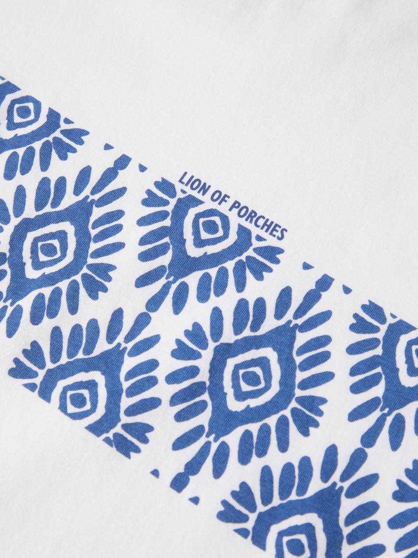 T-shirt de manga curta em algodão com estampado