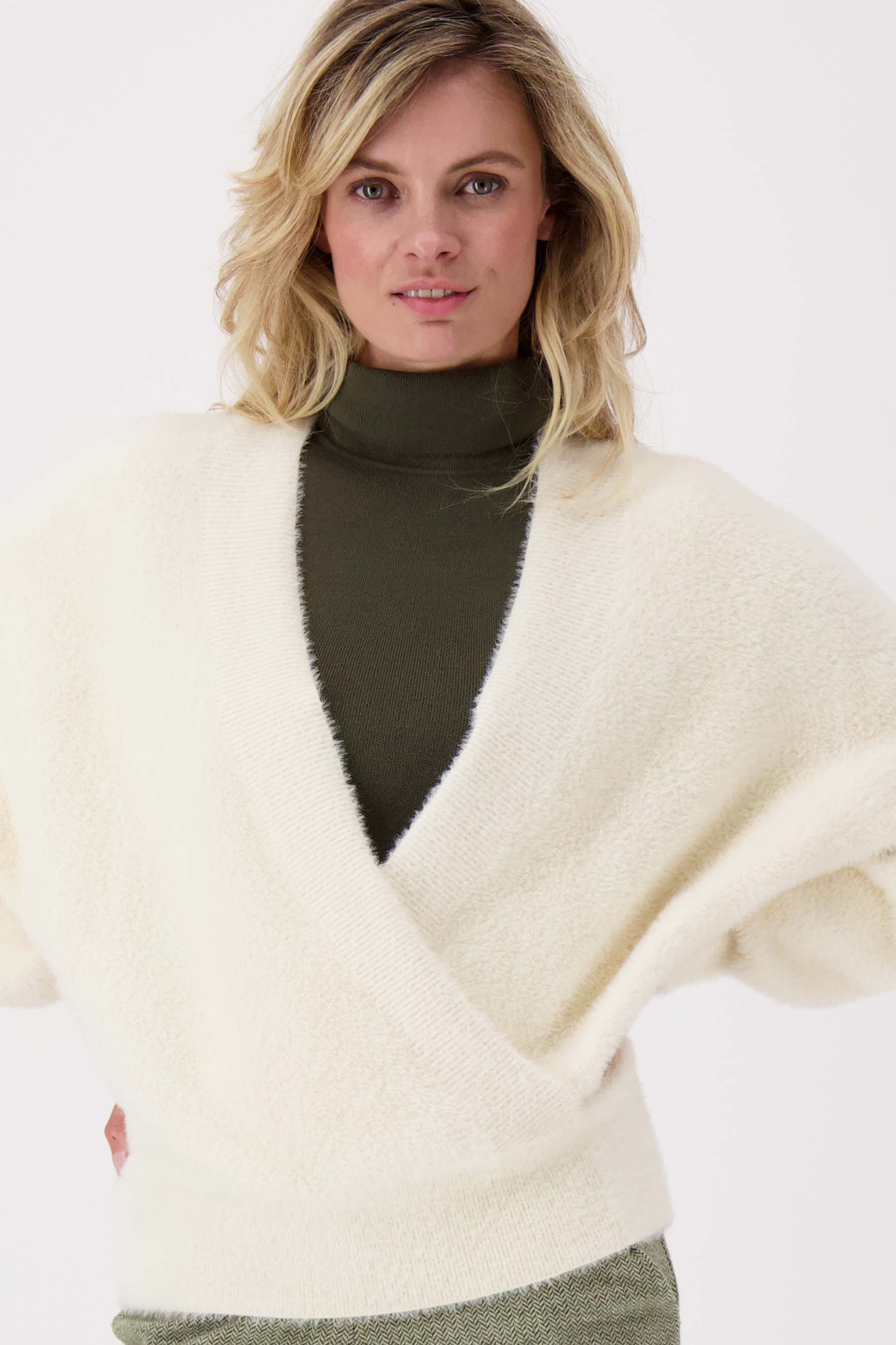 wikkel trui in fluffy garen