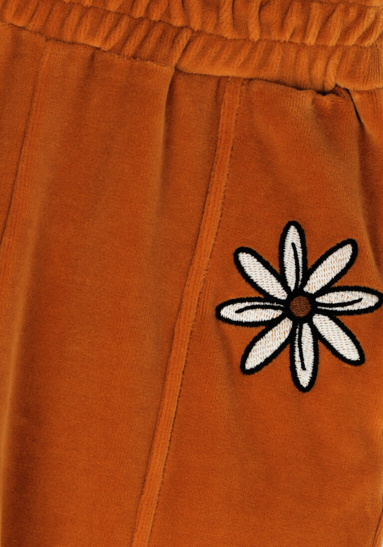 CARLIJNQ cognac carlijnq joggingbroek flower - flared jogger wt embroidery