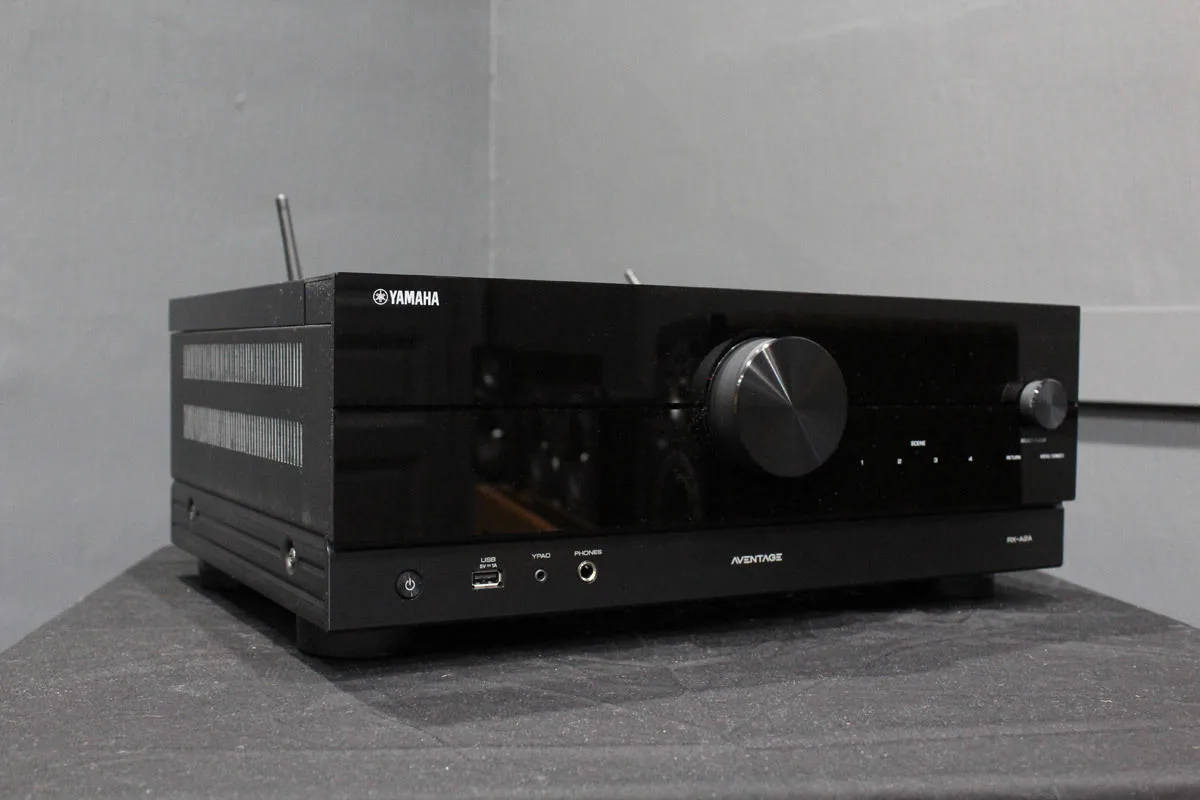 Yamaha Aventage RX-A2A Amplis home-cinéma