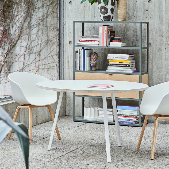 HAY - About A Chair AAC 22, Eiche lackiert / concrete grey 2.0 (Kunststoffgleiter)
