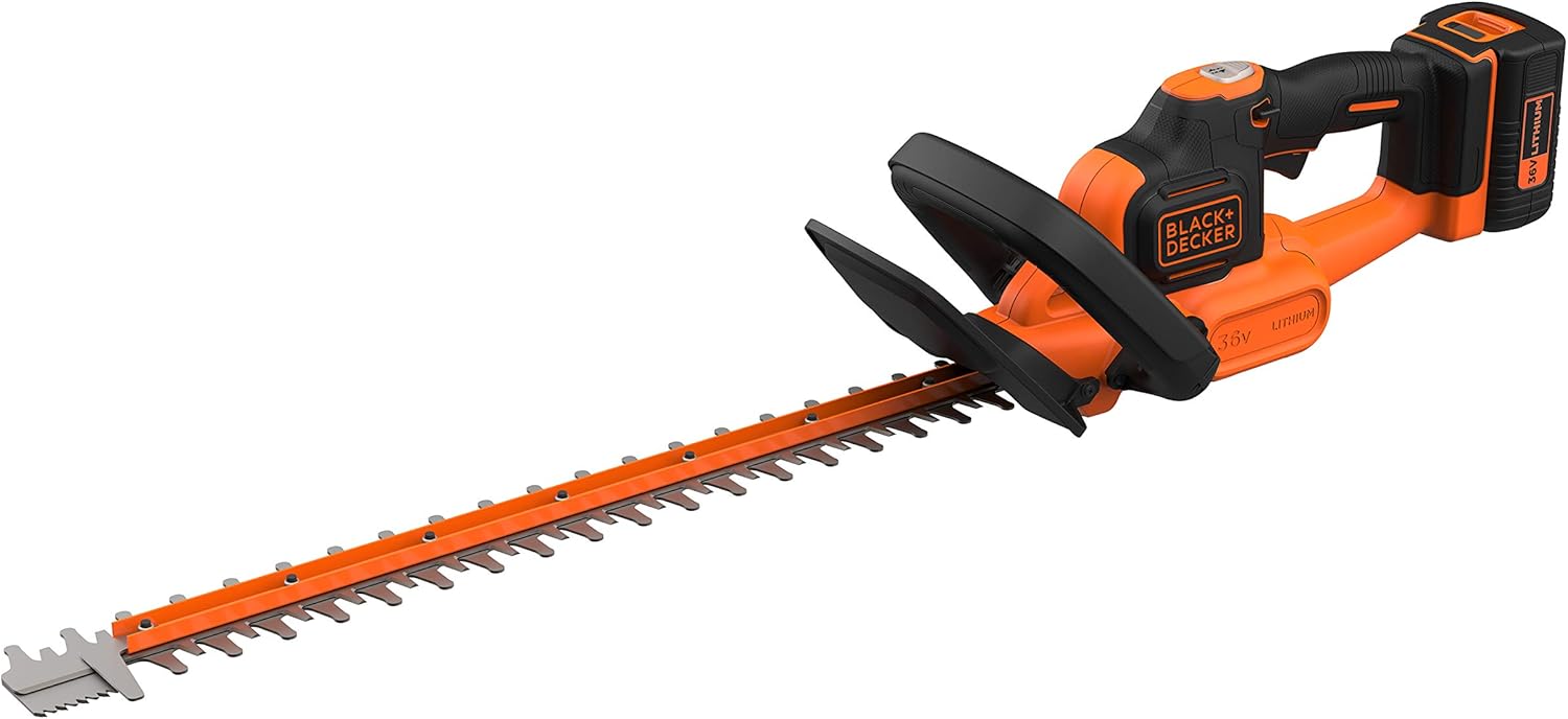 BLACK+DECKER 36V Akku-Heckenschere mit POWERCOMMAND (55cm Messerlänge, 22 mm Schnittstärke, mit Saw Blade Sägeblattspitze, ideal für größere Hecken, inkl. Akku & Ladegerät) BCHTS3625L1-QW