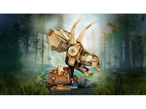 LEGO Jurassic World 76969 Dinosaur Fossils: Triceratops Skull