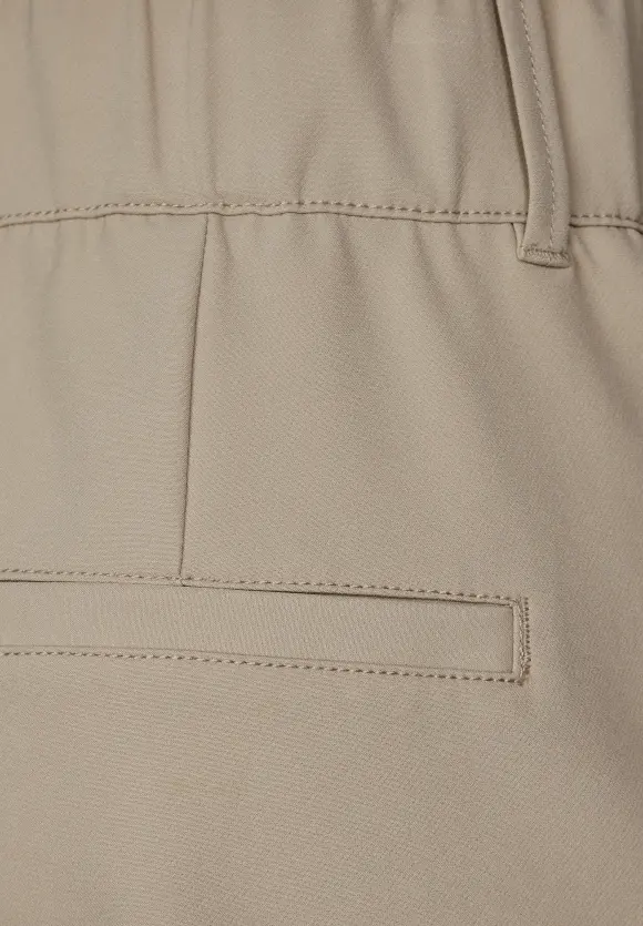Casual Fit Hose - safari beige