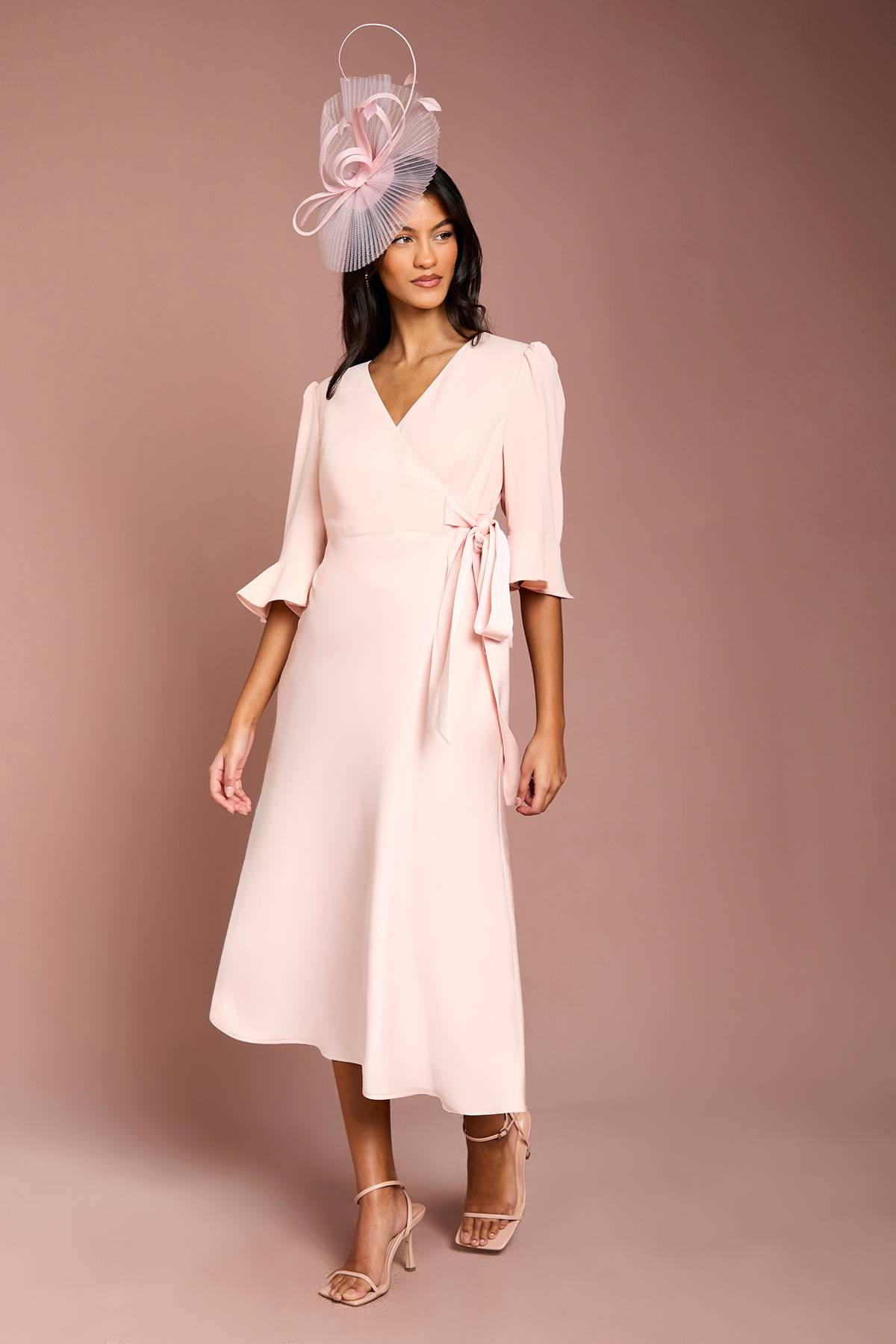 Coast Robe Portefeuille Petite Taille En Crêpe Dos Satiné Avec Manches À Volants