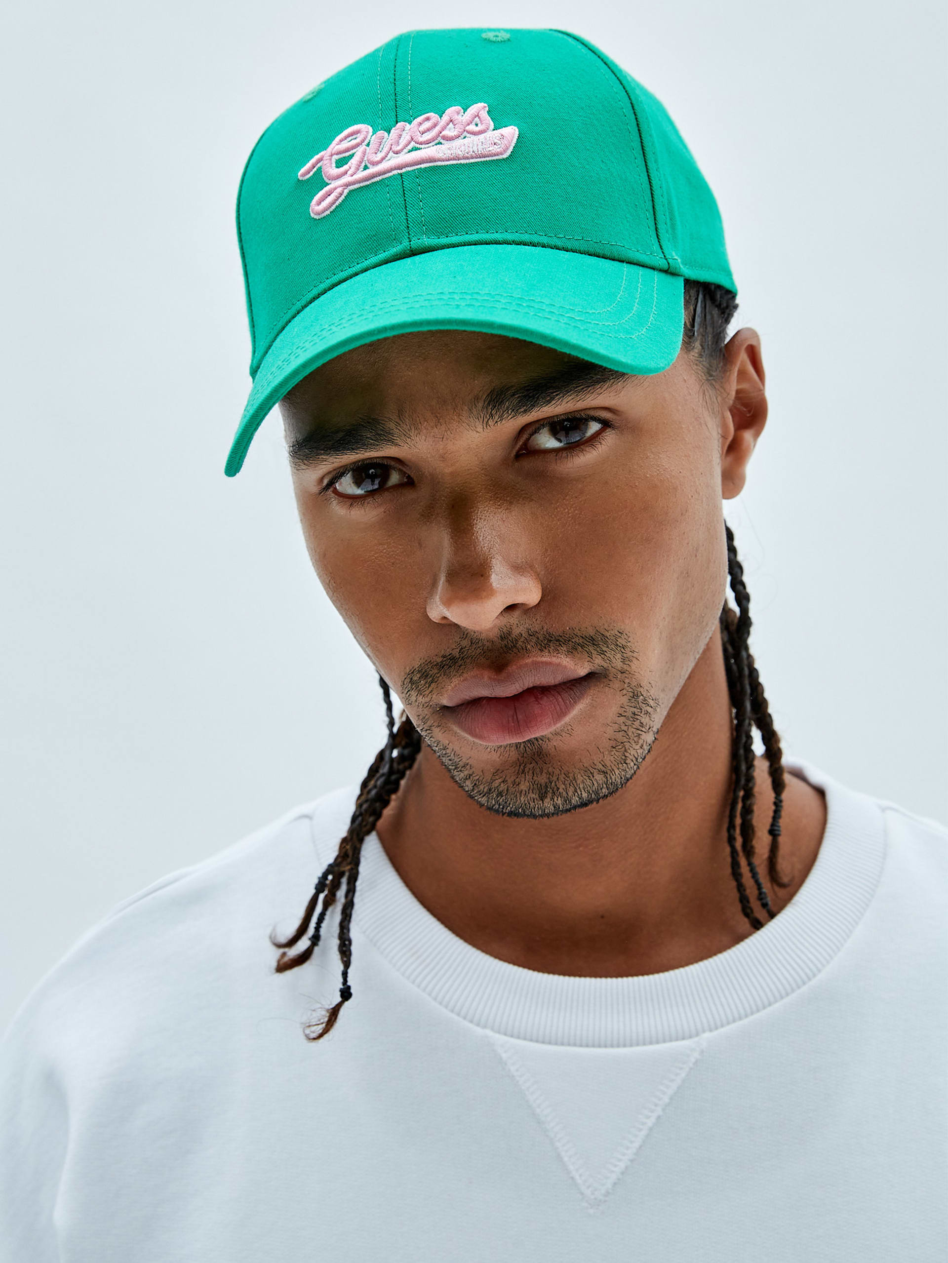 Boné GUESS Originals estilo pai