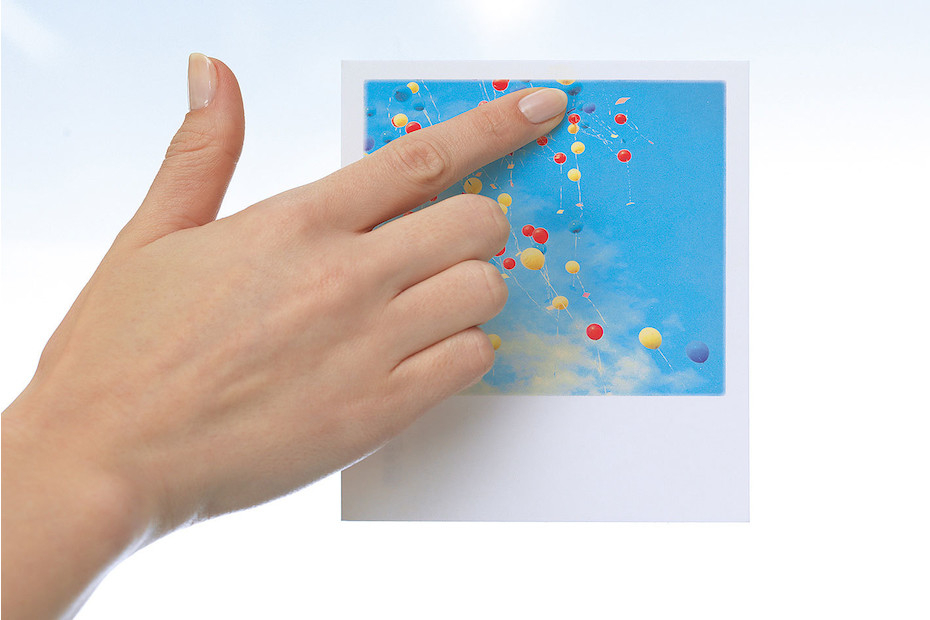 (200er Set) 1x1cm Tack Transparente Klebepads Doppelseitige Montagekleber für Postkarten / Fotos / Poster (59401-00000-01) - Transparent