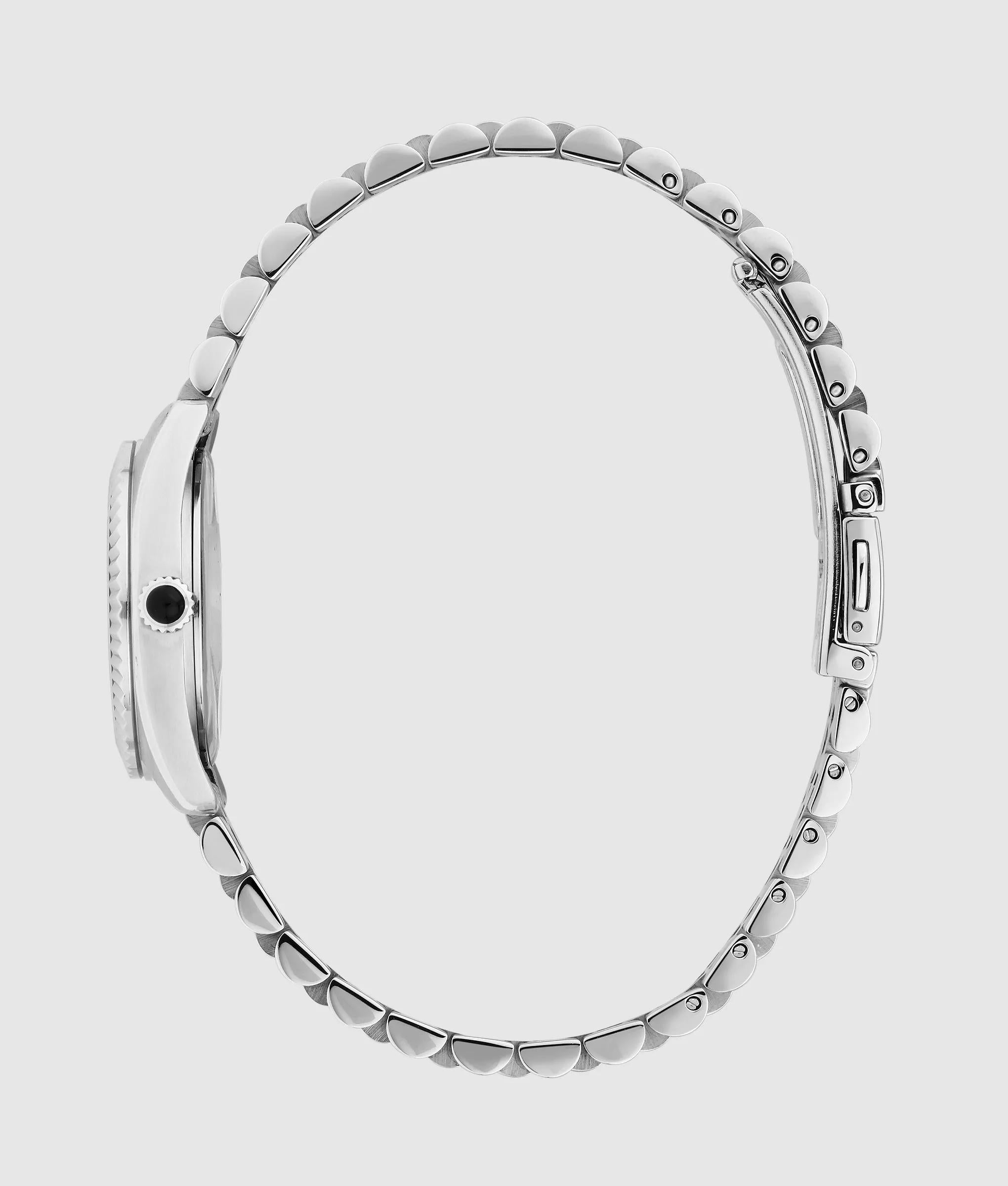 Klein horloge met rond logo in zilver