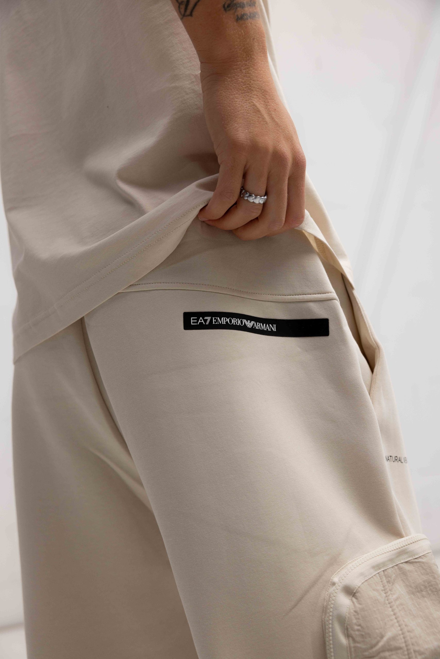 EA7 Emporio Armani Logo Series Trainingsbroek Beige