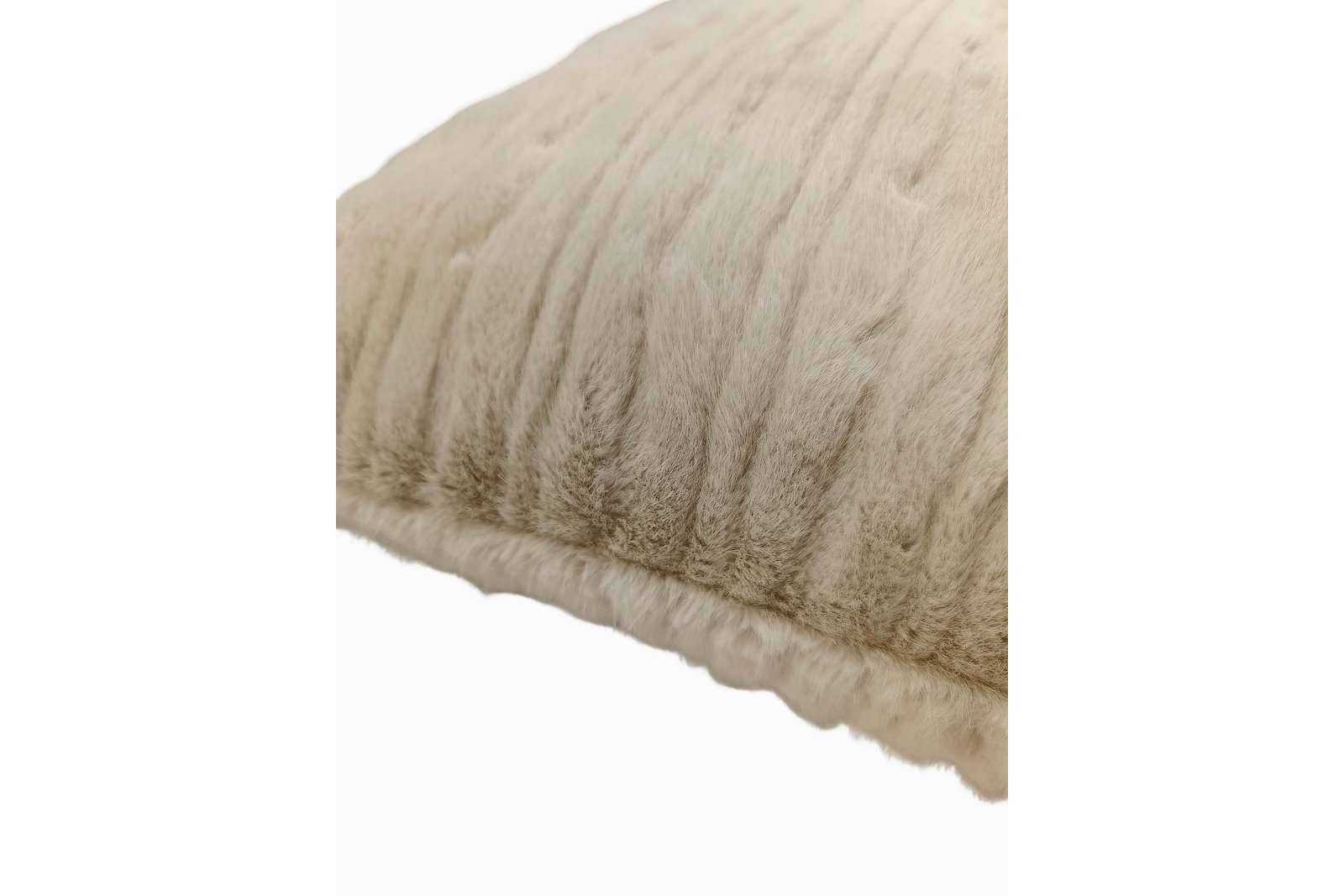 Aurora pute Beige fuskepels 50x70 cm