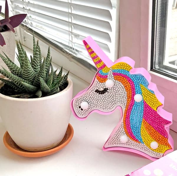 Diamond Painting Lampe for Barn LED / Diamantmaling – Unicorn