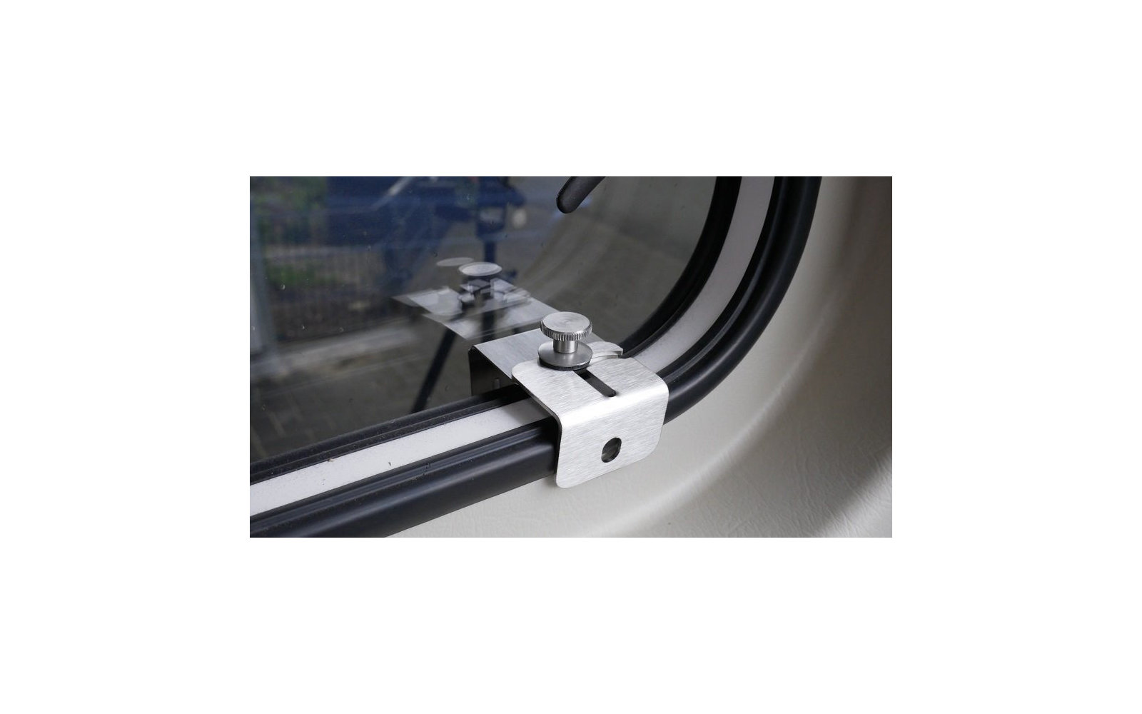 Womo Sicherheitsprofil RK-62 für vorgehangene rahmenlose Fenster