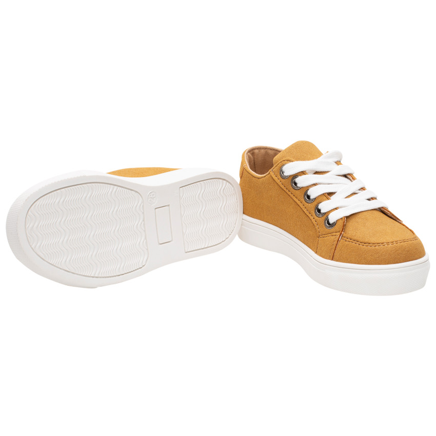 Baskets basses camel à lacets du 24 au 35