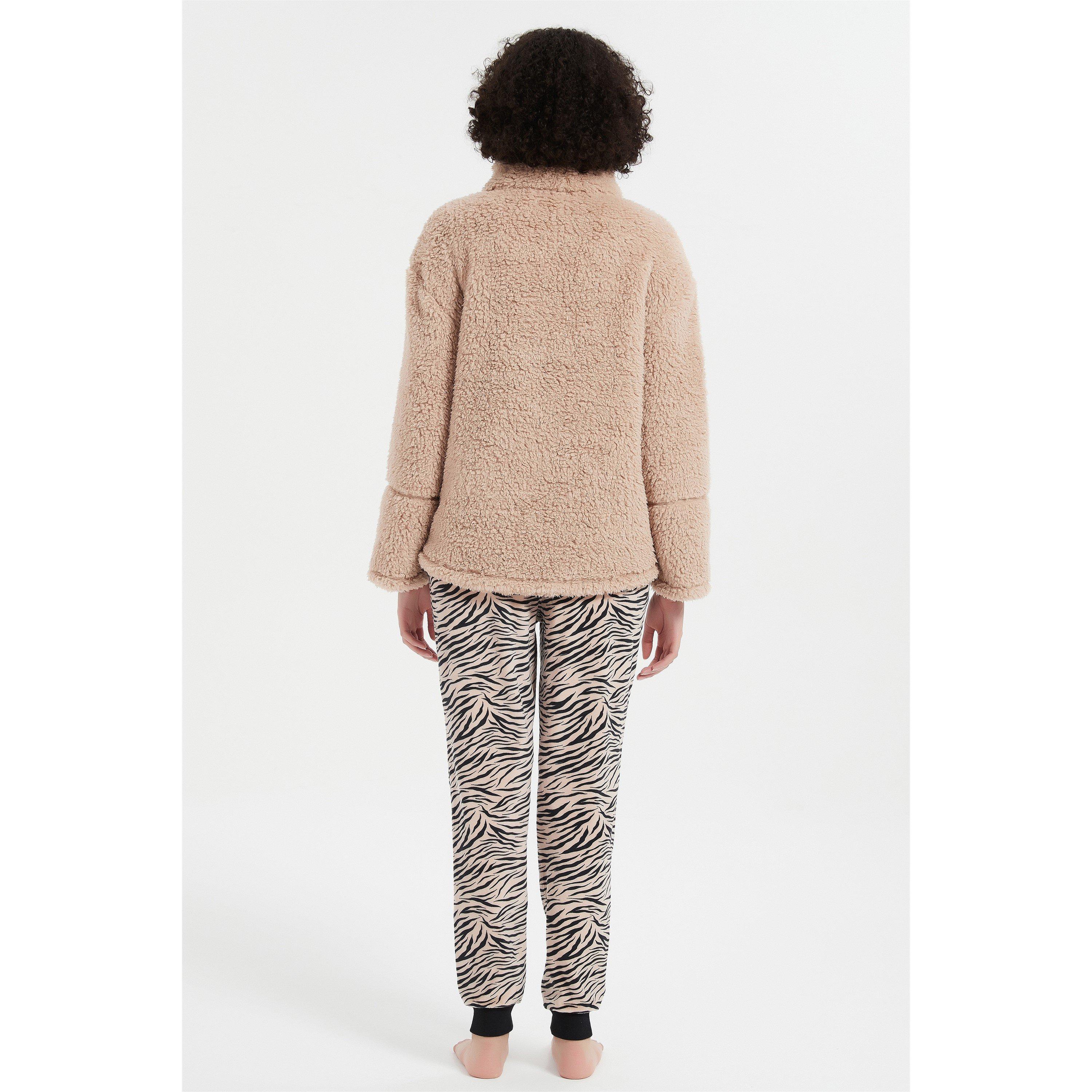 Linea Ladies Animal Quarter Zip Lounge Set