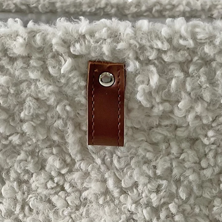 Panier de rangement carré effet bouclette beige