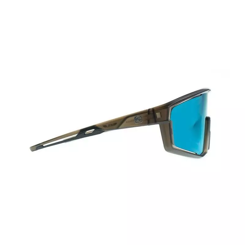 Lunettes de soleil MUNDAKA Akila Matte Crystal Grey