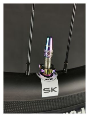 Kit de Bouchons en Aluminium (x2) et Ecrous (x2) Ice Airflow Oil Slick