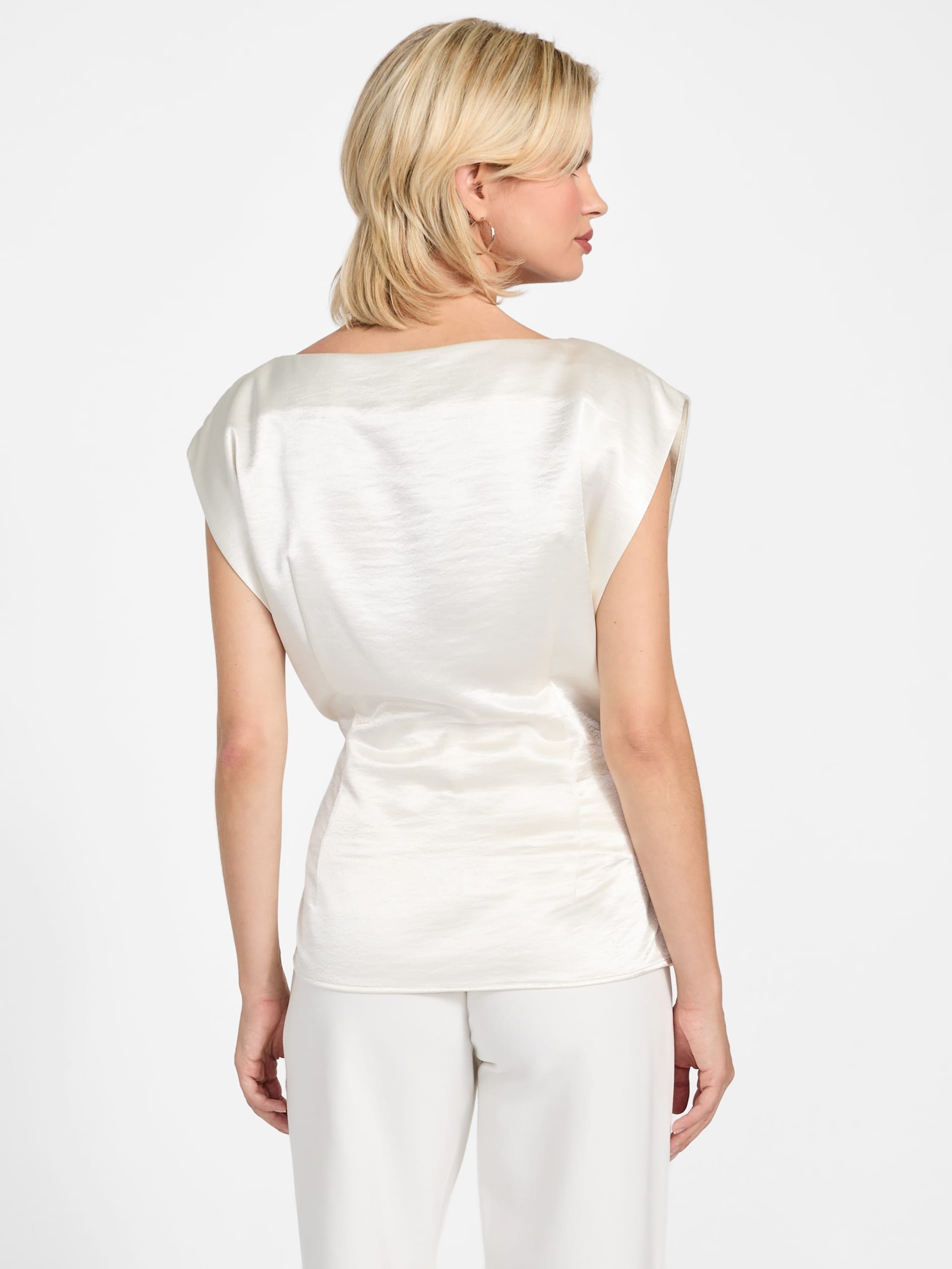 Blusa de cetim