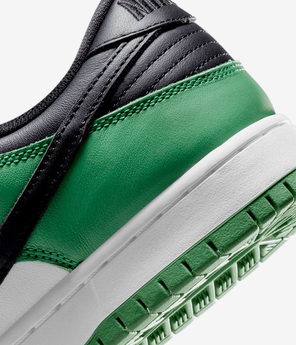 Nike SB Dunk Low Pro Boston Schuh (classic green black white)