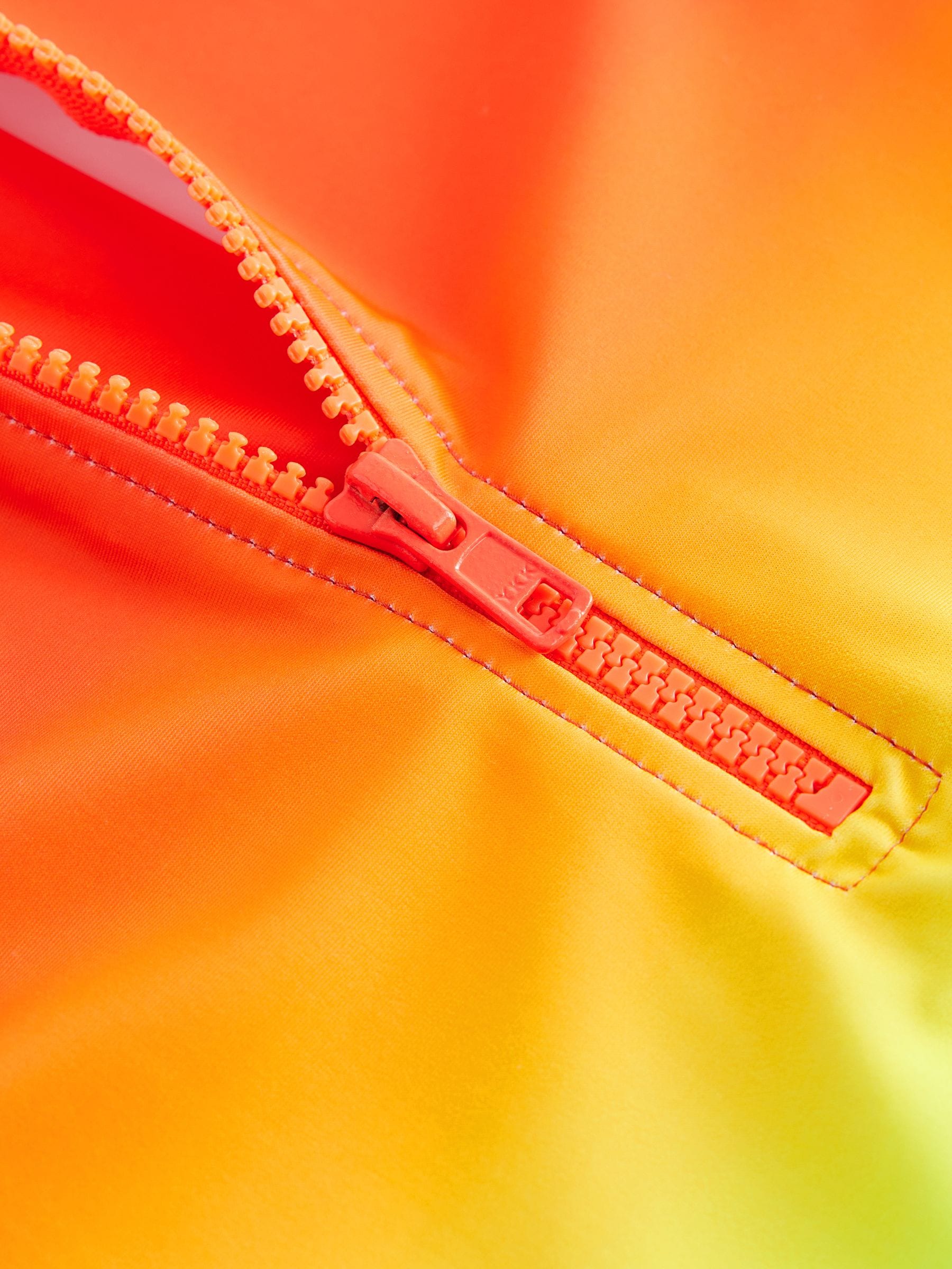 Regenboog dip-dye - Zonbeschermend onesie (3 mnd-7 jr)